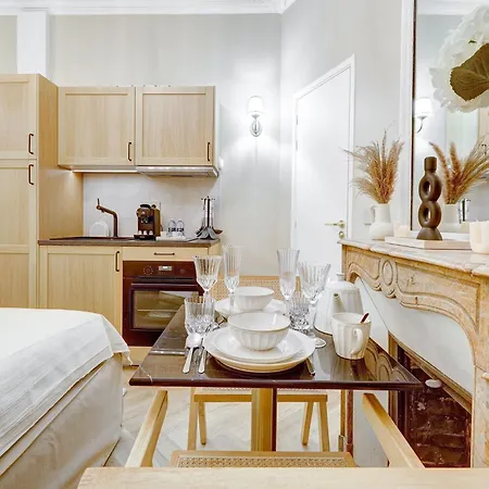 Luxueuse Suite Haussmannienne A Paris Exterior photo